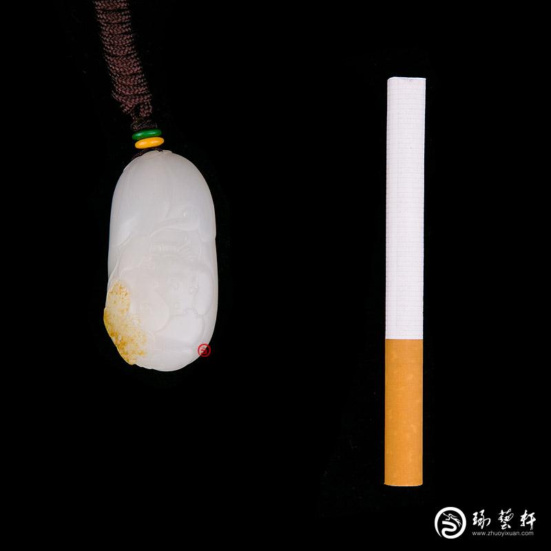 【琢藝軒】新疆和田玉灑金皮一級(jí)白玉籽玉掛件 蝶戀花 30克