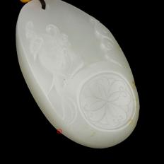 【琢藝軒】新疆和田玉灑金皮白玉籽玉掛件 祥瑞 21克