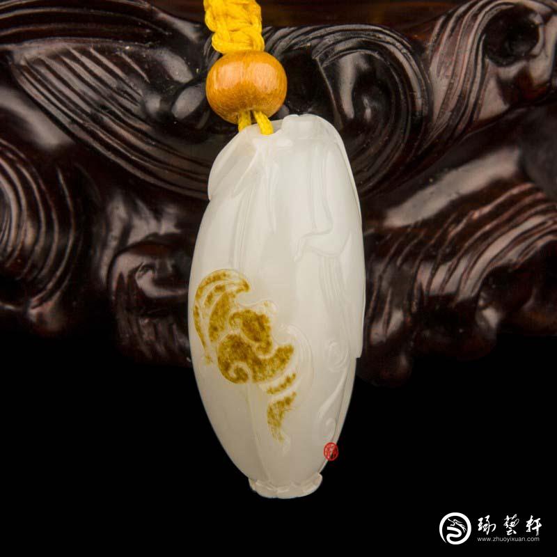【琢藝軒】新疆和田玉紅皮一級白玉籽玉掛件 福瓜  7克