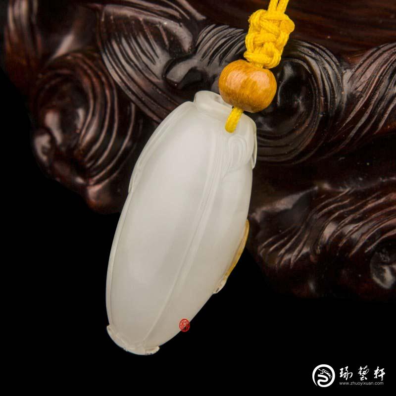 【琢藝軒】新疆和田玉紅皮一級白玉籽玉掛件 福瓜  7克