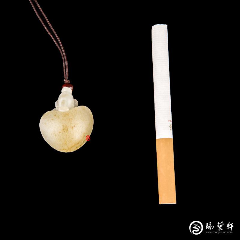 【琢藝軒】新疆和田玉黃皮白玉籽玉掛件 ?龍龜 10克