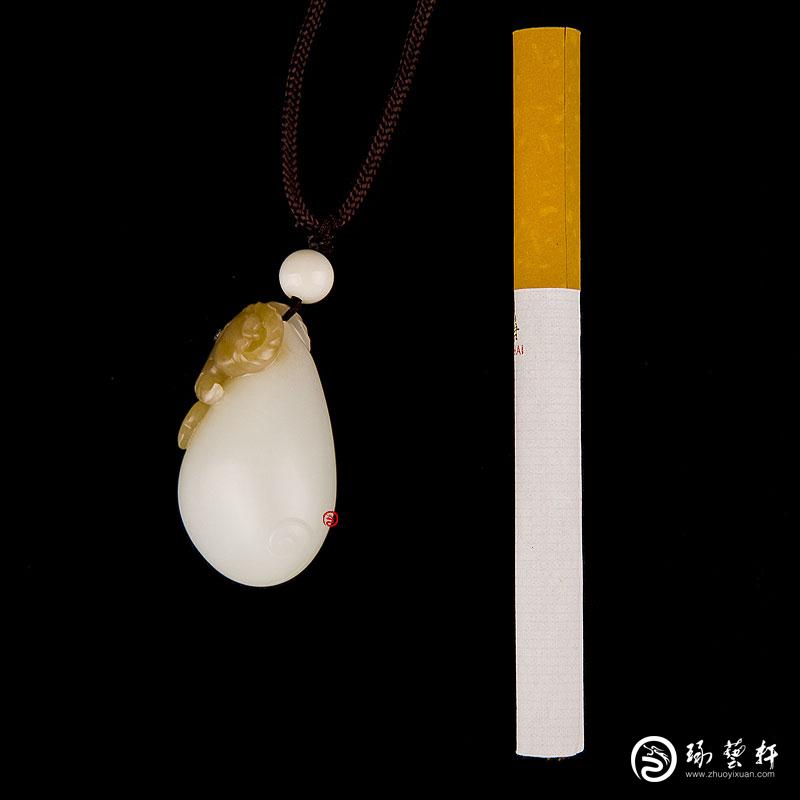【琢藝軒】新疆和田玉糖玉羊脂白玉掛件 喜氣洋洋 13克