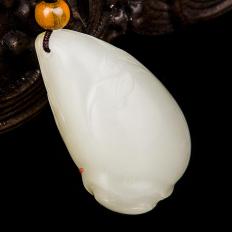 【琢艺轩】新疆和田玉洒金皮白玉籽玉挂件 萌芽 24.5克