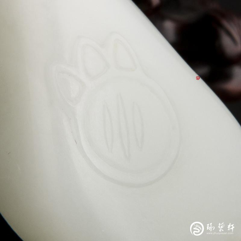 【琢藝軒】新疆和田玉白皮一級白玉籽玉掛件 熊出沒之熊大 23克