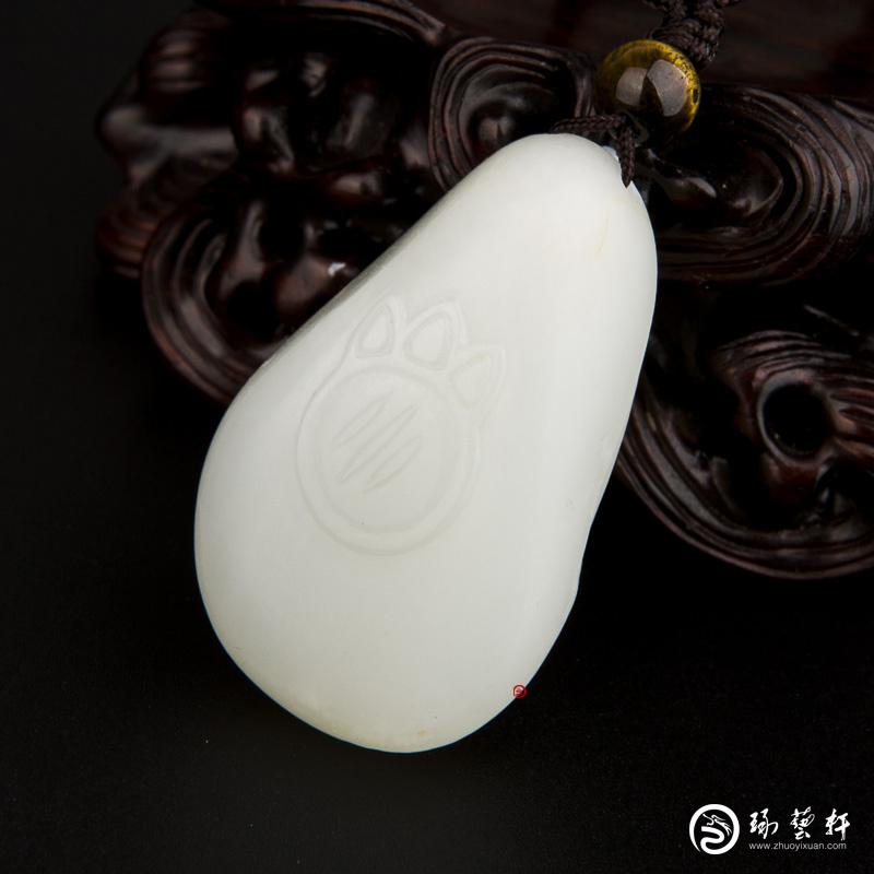 【琢藝軒】新疆和田玉白皮一級白玉籽玉掛件 熊出沒之熊大 23克
