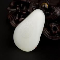 【琢藝軒】新疆和田玉白皮一級白玉籽玉掛件 熊出沒之熊大 23克