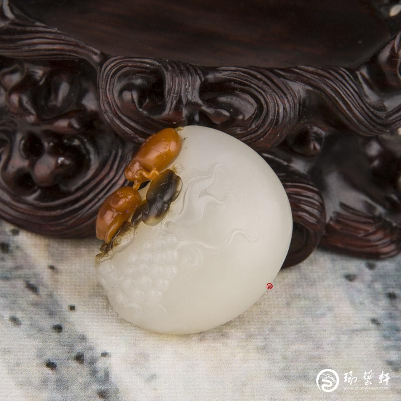 【琢藝軒】俄羅斯玉紅皮黑皮雙色籽玉掛件 安居樂業(yè) 16.8克