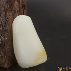 【琢藝軒】新疆和田玉黃皮白玉籽玉 原料 66.5克