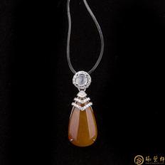 【琢艺轩】天然A货黄翡18k金镶钻吊坠 水滴黄翡 2.9克