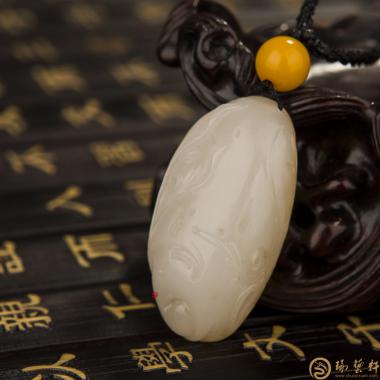 【琢藝軒】新疆黃皮白玉籽玉掛件 悟 15克