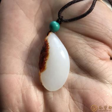 【琢藝軒】新疆和田棗紅皮羊脂白玉籽玉掛件 雙喜臨門 9.2克
