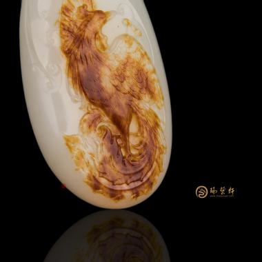 【琢藝軒】新疆和田紅沁皮白玉籽玉掛件 丹鳳 58克