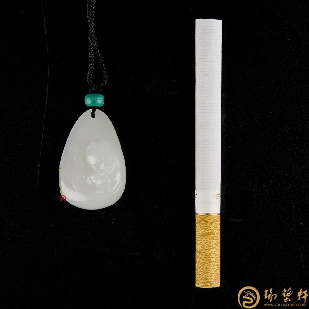 【琢藝軒】新疆和田紅皮羊脂白籽玉掛件 前途似錦 12克