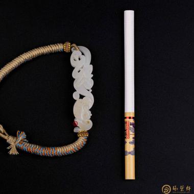 【琢藝軒】新疆和田灑金皮羊脂白玉籽玉 手牌 7.8克