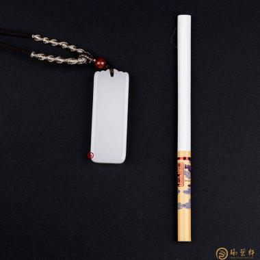 【琢藝軒】新疆和田白皮羊脂白籽玉掛件 平安牌 13克